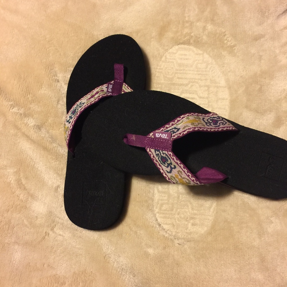 Teva Women’s Flip Flop Sandal Size 8